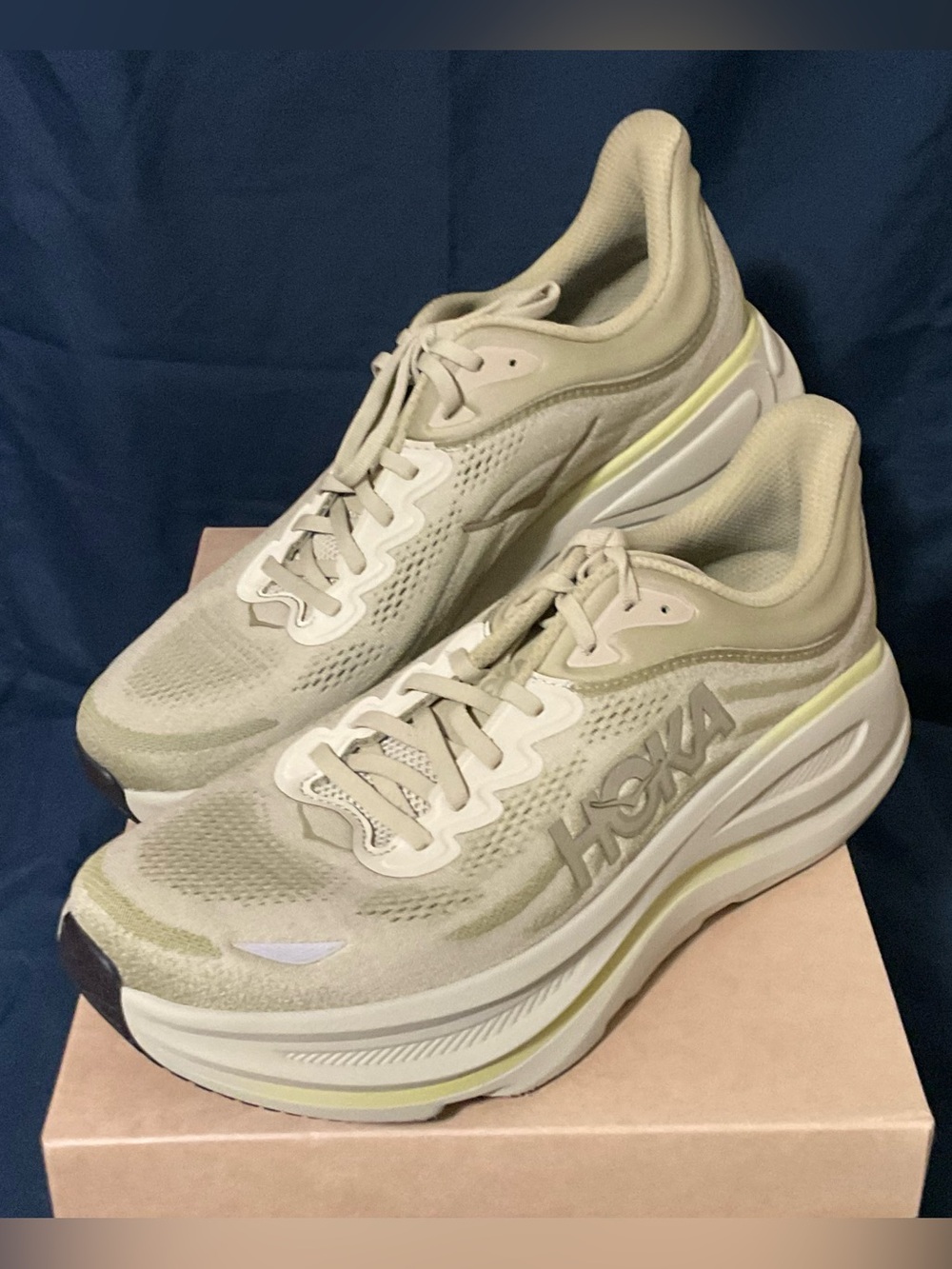 Hoka Bondi 9 “Grassland/Oyster Mushroom” Men’s 13 New w/ Replacement Box